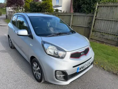 Second-hand Kia Picanto City 68 CP (50 kW) 2013 Argintiu Hatchback