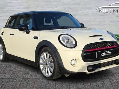 Used Mini Cooper S Hatch 2016 White Hatchback