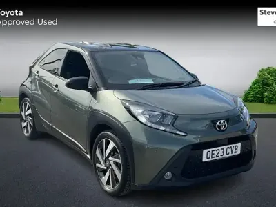 Used Toyota Aygo X 72 HP (52 kW) 2023 Green SUV