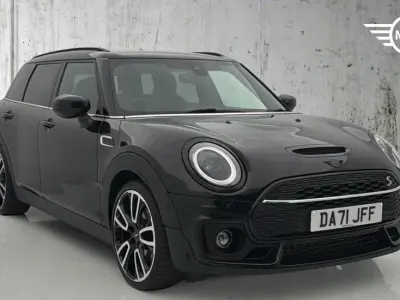 Used Mini Cooper S Clubman Sport 176 HP (129 kW) 2021 Black Estate