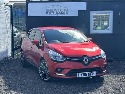 Used Renault Clio IV Iconic 90 HP (66 kW) 2018 Red Hatchback