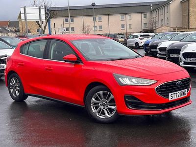 Used Ford Focus Titanium 155 HP (114 kW) 2023 Red Hatchback