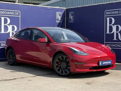 Used Tesla Model 3 Performance 75 kW (102 HP) 2023 Red Sedan