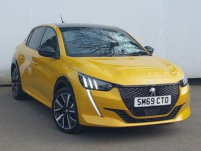 Used Peugeot 208 GT-line 129 HP (94 kW) 2020 Yellow Hatchback