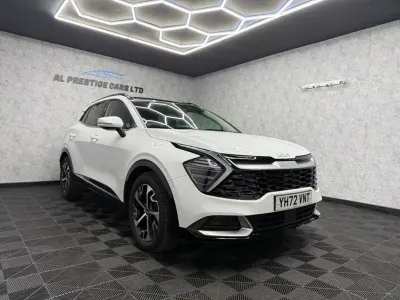 Used Kia Sportage 2023 White SUV