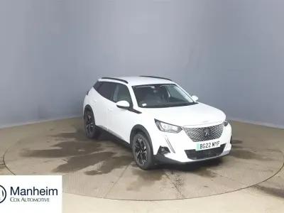 Second-hand Peugeot e-2008 Allure Premium 100 kW (136 CP) 2022 Alb SUV