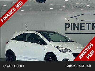 Used Vauxhall Corsa Edition 90 HP (66 kW) 2015 White Hatchback