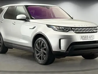Used Land Rover Discovery 5 HSE Luxury 306 HP (225 kW) 2019 Indus silver SUV