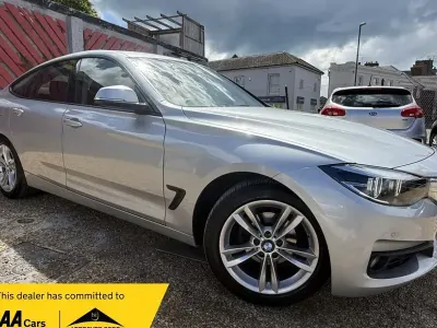 Used BMW 320 Comfort Edition 181 HP (133 kW) 2019 Silver Hatchback