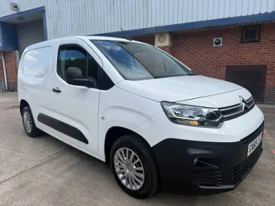 Used Citroën Berlingo 75 HP (55 kW) 2019 White MPV