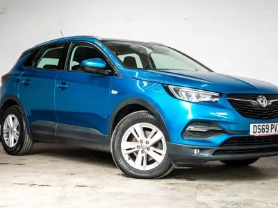 Used Vauxhall Grandland X S 130 HP (95 kW) 2019 Blue SUV