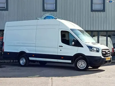 Usado Ford Transit 130 HP (95 kW) 2020 Branco Van
