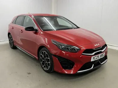 Used Kia Ceed GT-Line 138 HP (101 kW) 2025 Red Hatchback