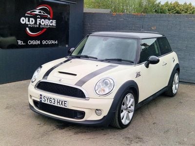 Used Mini Cooper SD Hatch 2013 White Hatchback