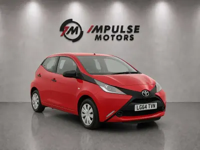 Used Toyota Aygo 68 HP (50 kW) 2014 Red Hatchback