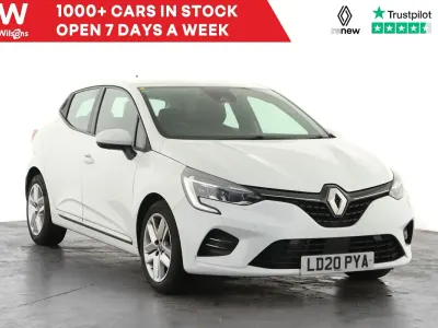 Used Renault Clio Play 72 HP (52 kW) 2020 White  Hatchback