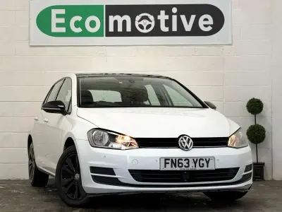Used VW Golf VII SE 122 HP (89 kW) 2013 White Hatchback