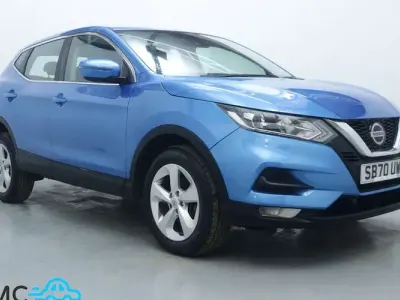 Używany Nissan Qashqai Acenta Premium 160 KM (117 kW) 2021 Niebieski SUV