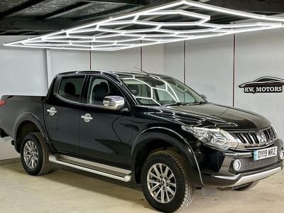 Used Mitsubishi L200 178 HP (130 kW) 2019 Black Pickup