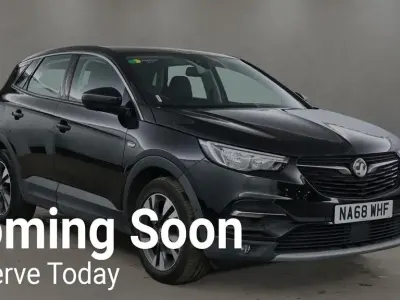 Used Vauxhall Grandland X Sport 130 HP (95 kW) 2018 Black SUV