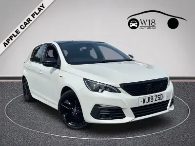 Used Peugeot 308 GT-line 130 HP (95 kW) 2019 White Hatchback
