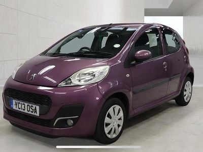 Begagnad Peugeot 107 Active 68 HK (50 kW) 2013 Lila Halvkombi