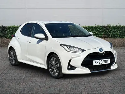 Used Toyota Yaris 2023 White Hatchback