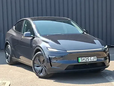 Used Tesla Model Y RWD 11 kW (15 HP) 2025 Grey SUV