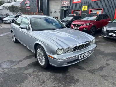 Used Jaguar XJ Sovereign 204 HP (150 kW) 2006 Silver Sedan