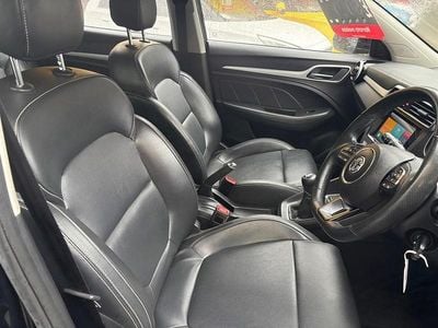 Used MG ZS Exclusive 106 HP (77 kW) 2018 Black SUV