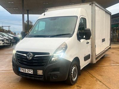 Used Vauxhall Movano S 150 HP (110 kW) 2020 White MPV