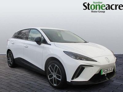 Used MG MG4 EV Trophy 150 kW (204 HP) 2025 White Hatchback