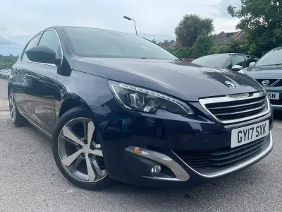 Used Peugeot 308 Allure 130 HP (95 kW) 2017 Blue Hatchback