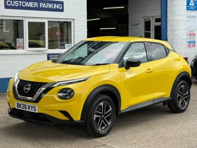 New Nissan Juke N-Connecta 114 HP (83 kW) 2026 Yellow SUV
