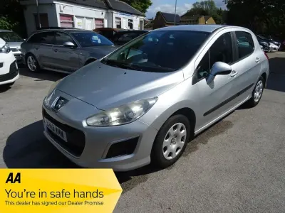 Used Peugeot 308 Access 92 HP (67 kW) 2013 Silver Hatchback