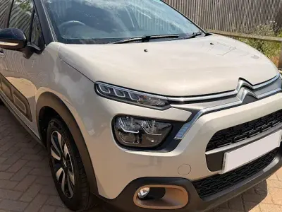 Used Citroën C3 PureTech 83 HP (61 kW) 2023 Brown Hatchback