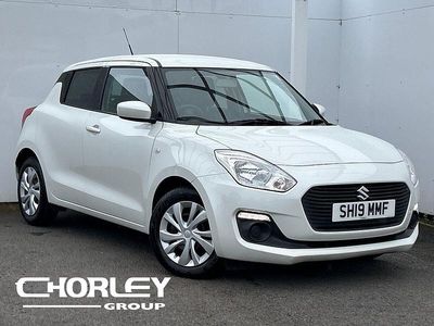 Used Suzuki Swift SZ3 90 HP (66 kW) 2019 White Hatchback