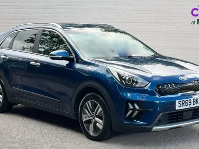 Used Kia Niro 139 HP (102 kW) 2020 Blue SUV