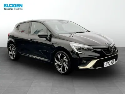 Używany Renault Clio V Engineered 145 KM (106 kW) 2023 Czarny Hatchback