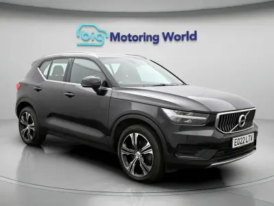 Usado Volvo XC40 Inscription 211 CV (155 kW) 2021 Negro SUV