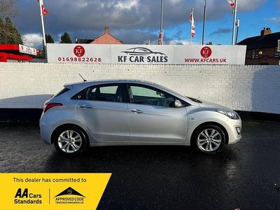 Silver Used 2013 Hyundai i30 Edition Hatchback | £4,795 (Fair price)
