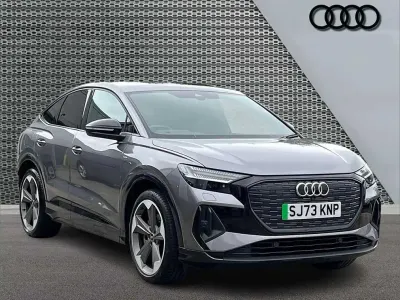 Used Audi Q4 e-tron Advanced 150 kW (204 HP) 2023 Grey SUV