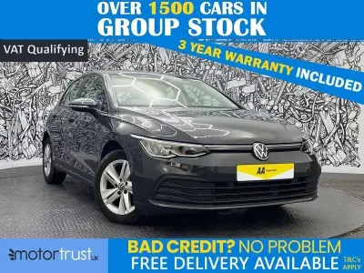 Usado VW Golf VIII Life 130 HP (95 kW) 2023 Cinzento Citadino