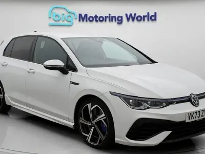 Second-hand VW Golf VIII R 320 CP (235 kW) 2023 Alb Hatchback