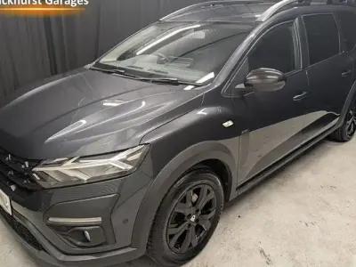 Used Dacia Jogger Extreme 110 HP (80 kW) 2022 Grey MPV