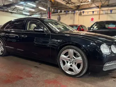 Used Bentley Flying Spur Mulliner 625 HP (459 kW) 2015 Black Sedan