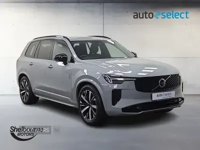 Usado Volvo XC90 Plus 455 HP (334 kW) 2025 Cinzento SUV