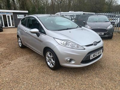 Used Ford Fiesta Zetec 82 HP (60 kW) 2012 Silver Hatchback
