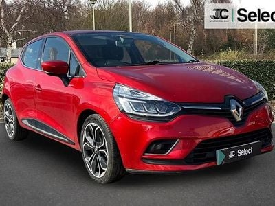 Used Renault Clio IV Dynamique 88 HP (64 kW) 2017 Red Hatchback