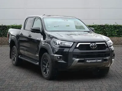Used Toyota HiLux 204 HP (150 kW) 2025 Black Pickup